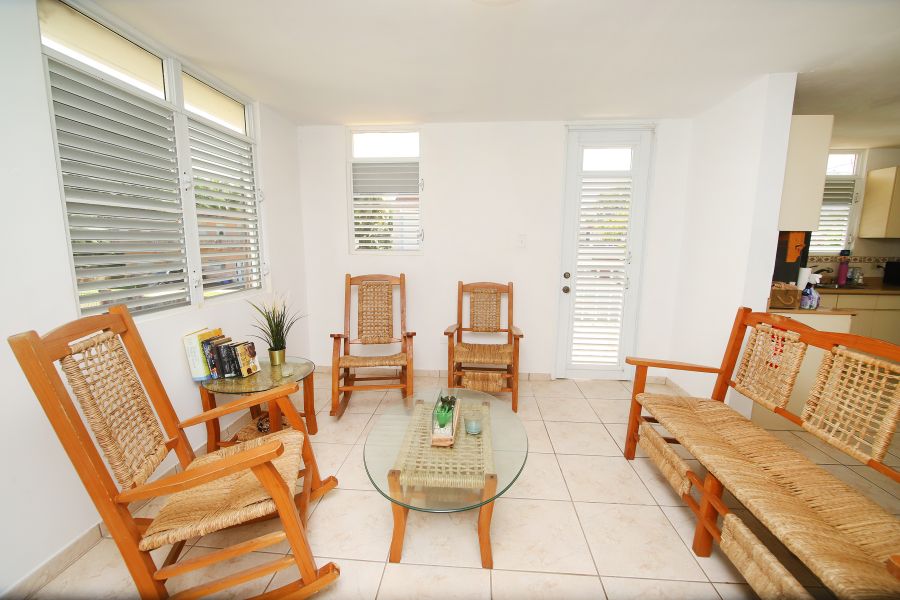 Bo Puerto Nuevo Carr 686 Vega Baja 00693 PR