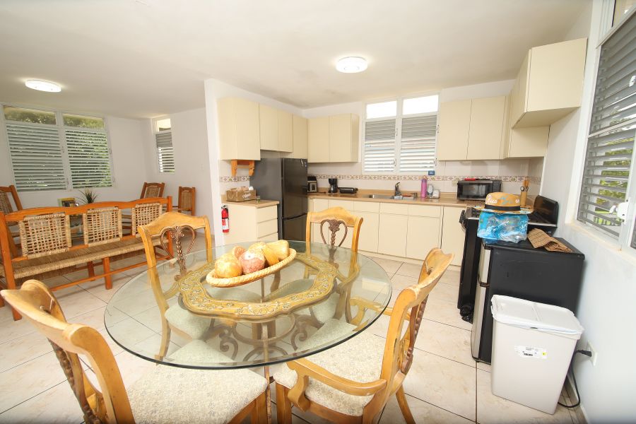 Bo Puerto Nuevo Carr 686 Vega Baja 00693 PR