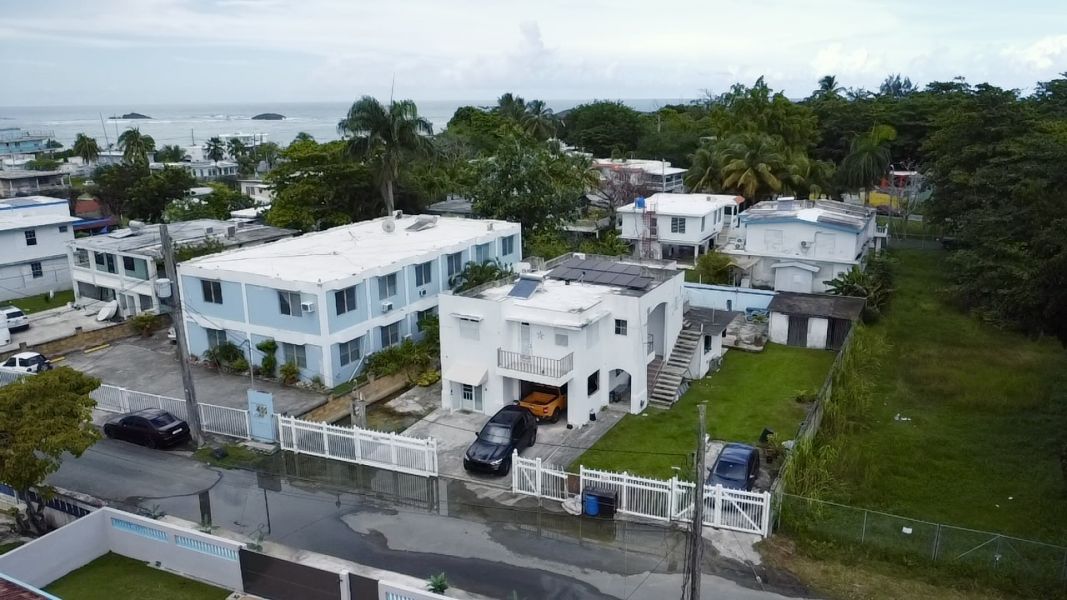 Bo Puerto Nuevo Carr 686 Vega Baja 00693 PR