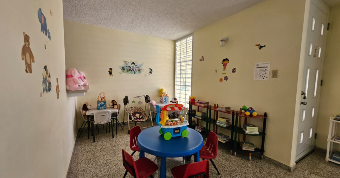 3 Block In (8) Campo Omar Urb Covadonga Calle 8 Toa Baja 00949 PR