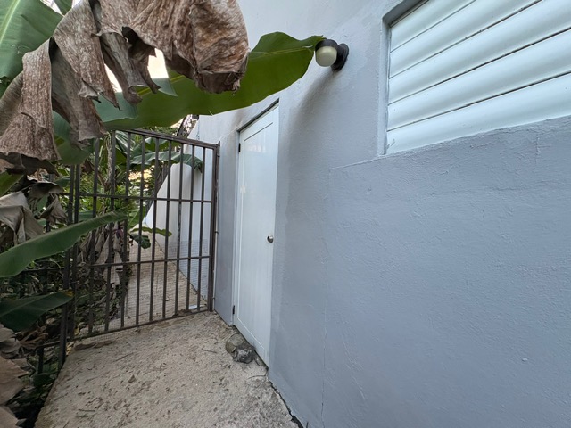 Carr 931 Km 4.6 Sector Blanco Gomez Bo Navarro Gurabo 00778 PR