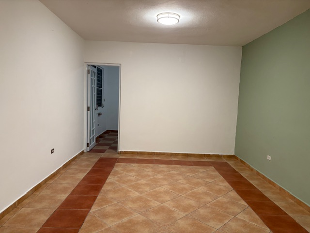 Carr 931 Km 4.6 Sector Blanco Gomez Bo Navarro Gurabo 00778 PR