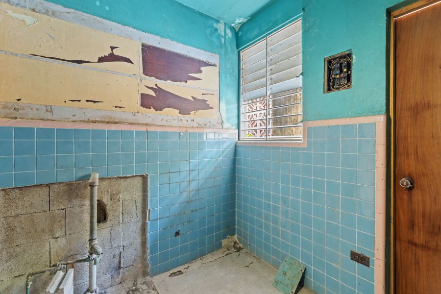 Urb Eduardo J Saldaña H4 Calle Caoba Carolina 00984 PR