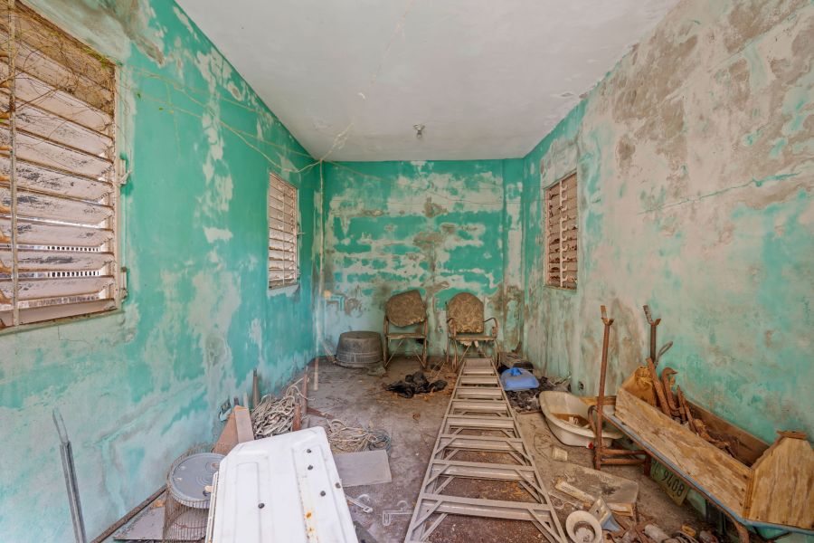 Urb Eduardo J Saldaña H4 Calle Caoba Carolina 00984 PR