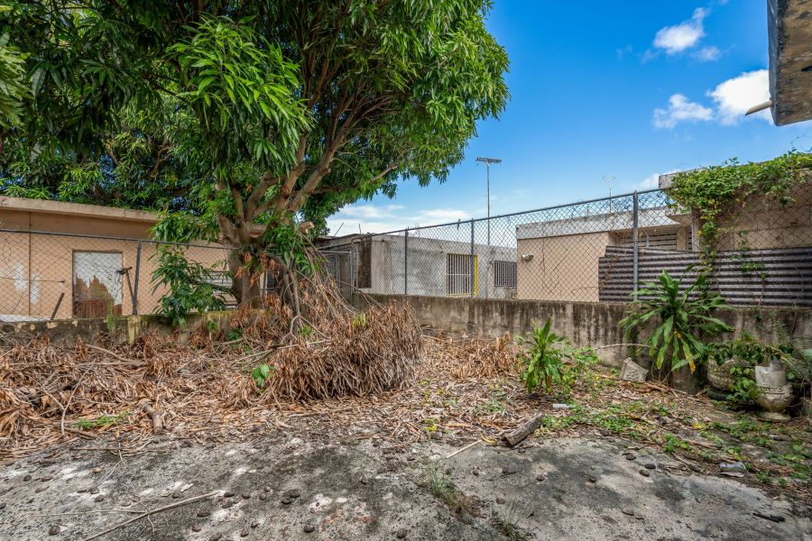 Urb Eduardo J Saldaña H4 Calle Caoba Carolina 00984 PR