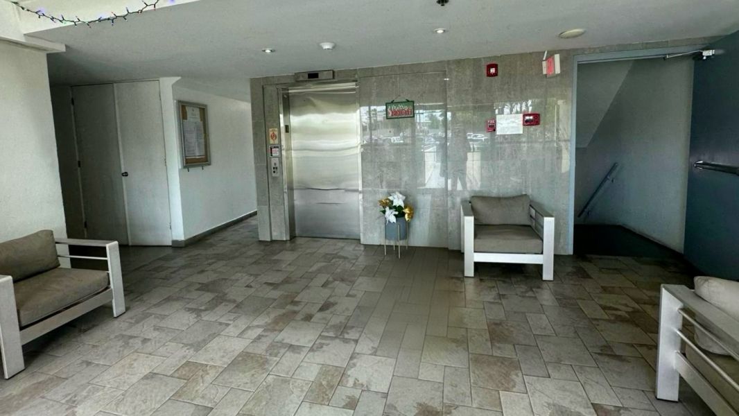 Cond Atrium Park 37 Calle Regina Medina Apt 205 Guaynabo 00969 PR