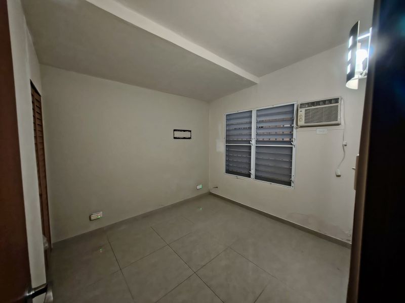 Urb Vistamar M-595 Ave Jorge Vazquez Sores Carolina 00983 PR