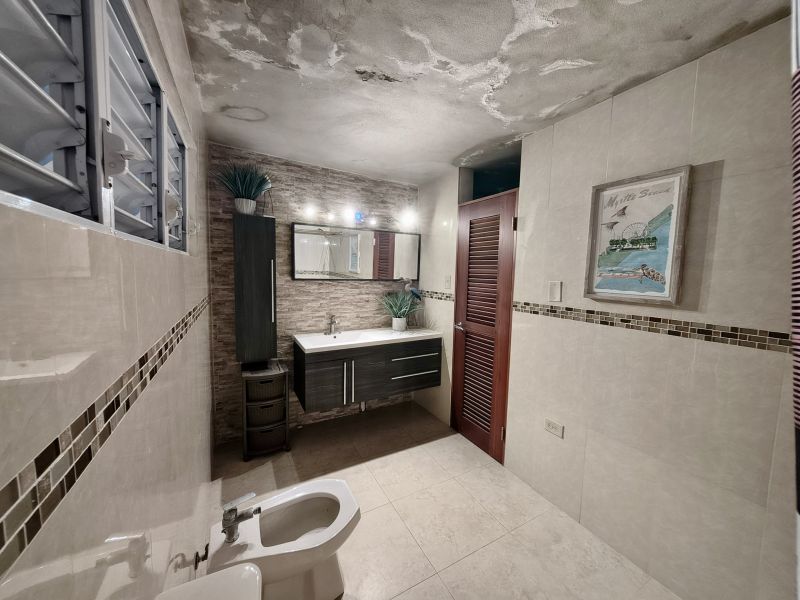 Urb Vistamar M-595 Ave Jorge Vazquez Sores Carolina 00983 PR