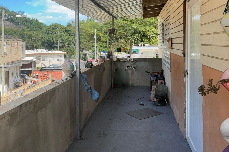 Calle 7 Buzon 4 Comunidad Rural Tiburones Ii Bo Fl Barceloneta 00617 PR