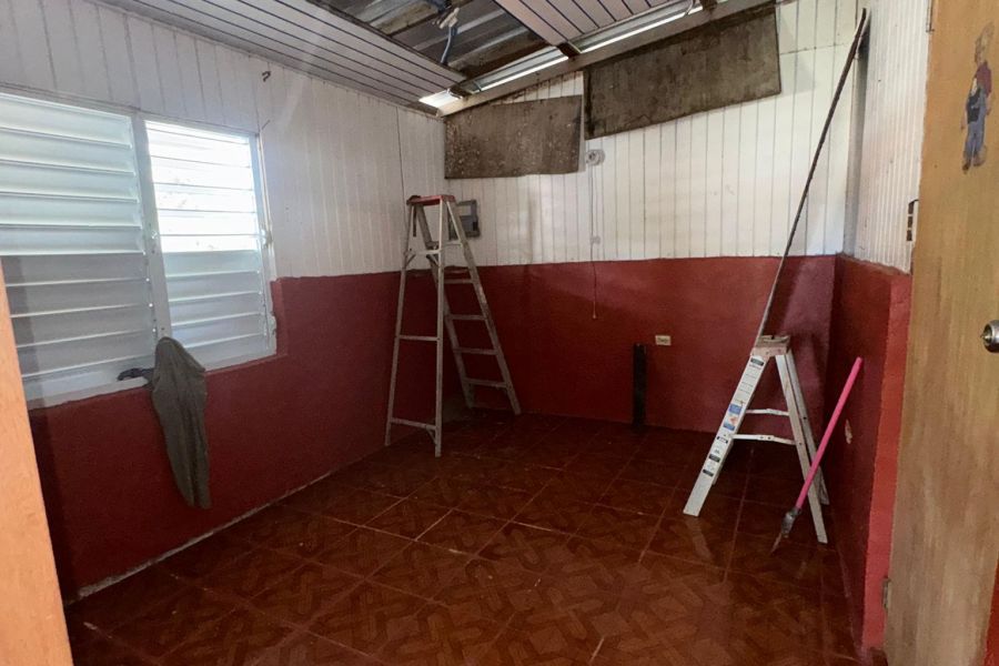 Calle 7 Buzon 4 Comunidad Rural Tiburones Ii Bo Fl Barceloneta 00617 PR