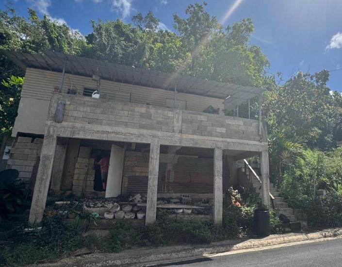 Calle 7 Buzon 4 Comunidad Rural Tiburones Ii Bo Fl Barceloneta 00617 PR