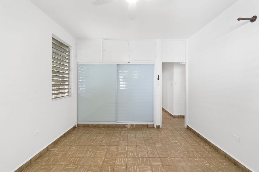 Calle Central #659 Apt 1 Cond Gomez Meltz San Juan 00907 PR