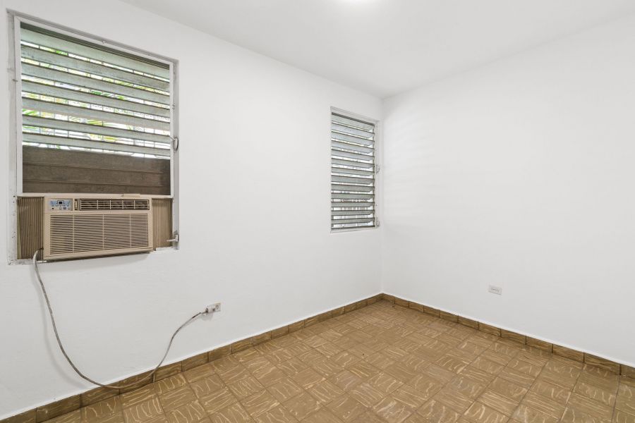 Calle Central #659 Apt 1 Cond Gomez Meltz San Juan 00907 PR