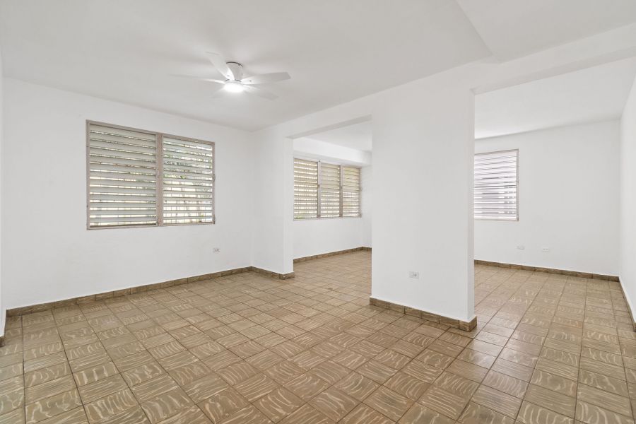 Calle Central #659 Apt 1 Cond Gomez Meltz San Juan 00907 PR