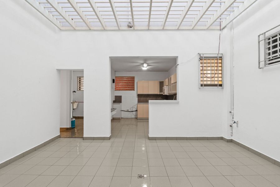 Calle Central #659 Apt 1 Cond Gomez Meltz San Juan 00907 PR