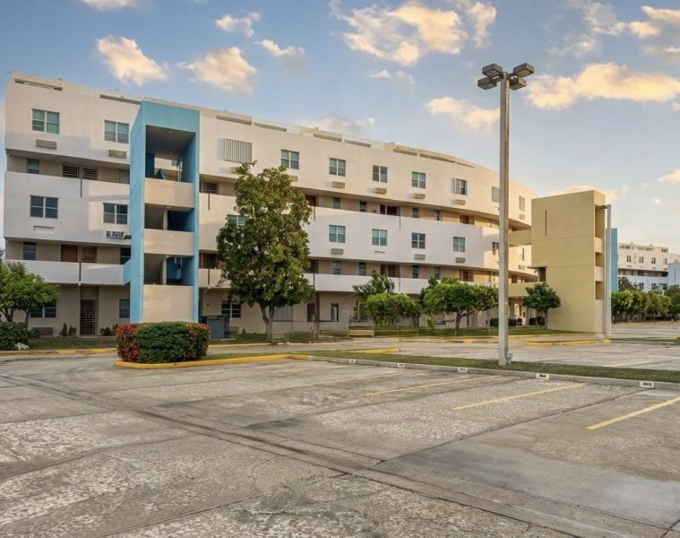 Cond Combate De Mar Apto 216 Cabo Rojo 00622 PR