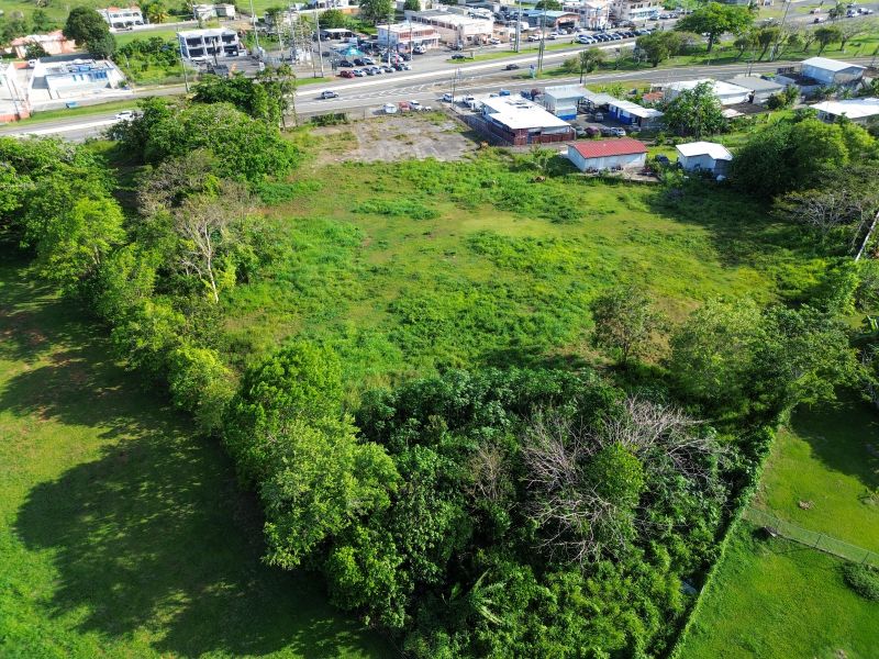 Carr 2 Km 119 Esquina Carr 110 Bo Ceiba Baja Aguadilla 00603 PR
