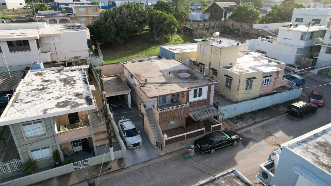 Bo Hato Abajo (san Luis) Calle Angel M Marin 523 Arecibo 00612 PR