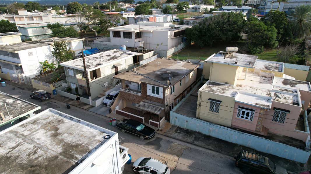 Bo Hato Abajo (san Luis) Calle Angel M Marin 523 Arecibo 00612 PR