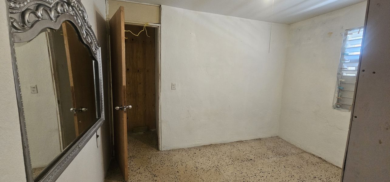 Bo Hato Abajo (san Luis) Calle Angel M Marin 523 Arecibo 00612 PR