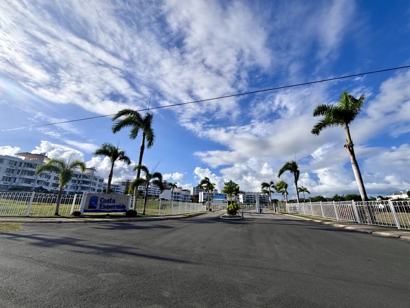 Cond Costa Esmeralda D-302 Ceiba 00735 PR