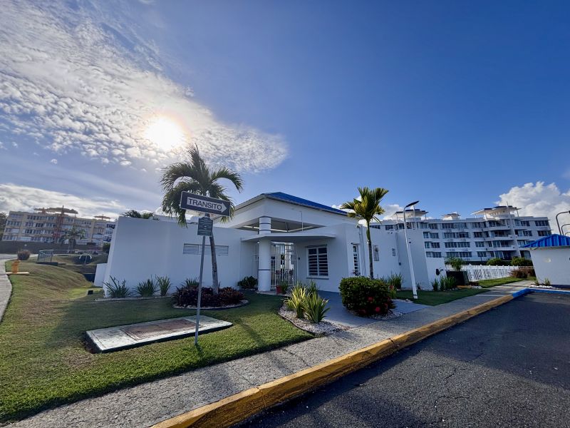 Cond Costa Esmeralda D-302 Ceiba 00735 PR