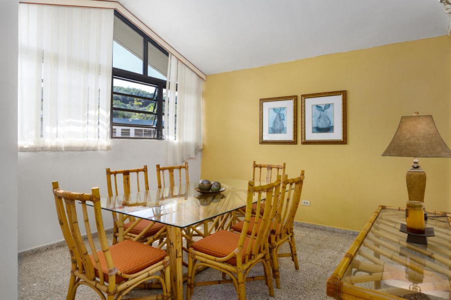 Calle 11 #3 Alturas De Torrimar Guaynabo 00969 PR
