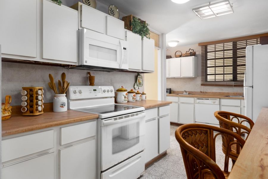 Calle 11 #3 Alturas De Torrimar Guaynabo 00969 PR