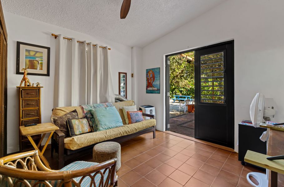 Carr 792 Km 3.5 Sector La Escuelita Bo Sonadora Aguas Buenas 00703 PR