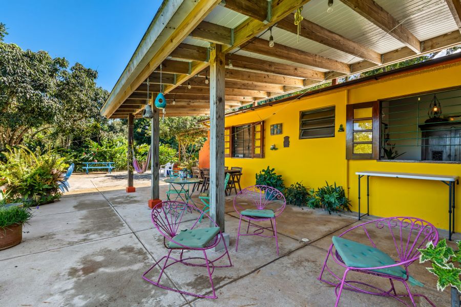 Carr 792 Km 3.5 Sector La Escuelita Bo Sonadora Aguas Buenas 00703 PR