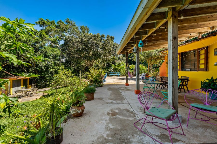 Carr 792 Km 3.5 Sector La Escuelita Bo Sonadora Aguas Buenas 00703 PR