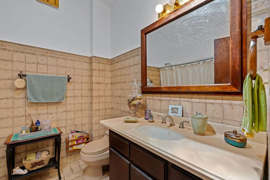 Carr 792 Km 3.5 Sector La Escuelita Bo Sonadora Aguas Buenas 00703 PR