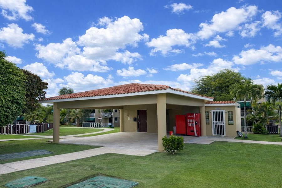 Cond Paseo Degetau Apto 2015k Caguas 00725 PR