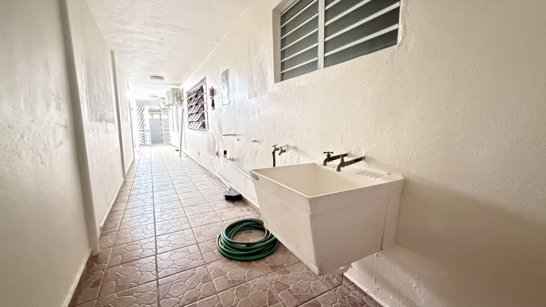 Urb Magnolia Gardens Calle 2 A-16, Bayamon - 13