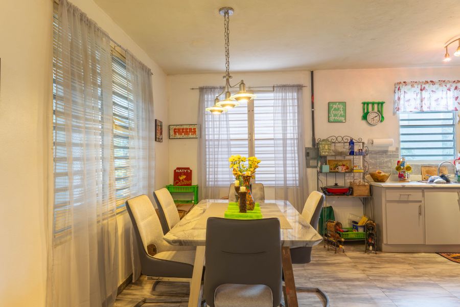 328 Calle 13 Urb Vista Verde, Aguadilla - 4