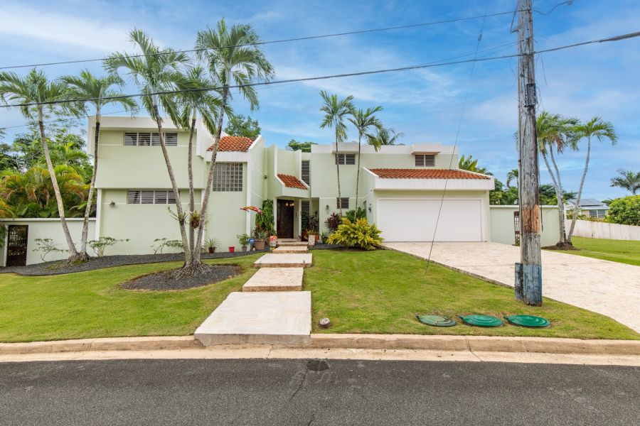 Urb Baldwin Gate Lot 10 Maya Guaynabo 00969 PR