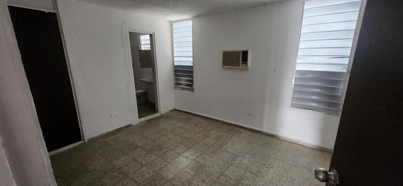 Urb Jardines Pla Calle Santini C-8, Caguas - 9