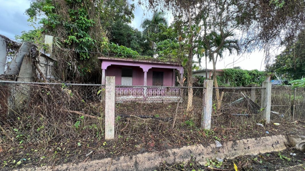 Carr 2 Km 69.3 Santana Arecibo 00612 PR