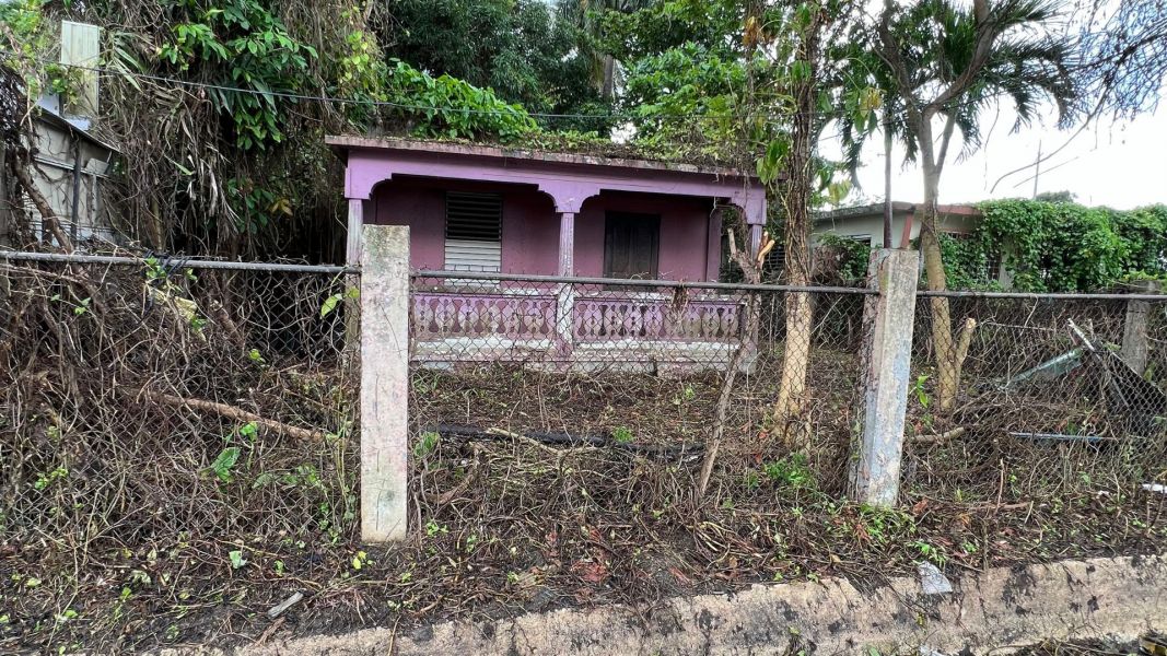 Carr 2 Km 69.3 Santana Arecibo 00612 PR