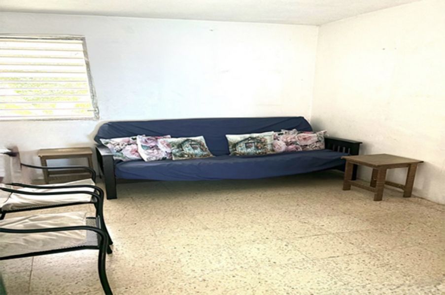 69 Comunidad Piedra Aguza Barrio Amuelas Calle 5 Juana Diaz 00795 PR