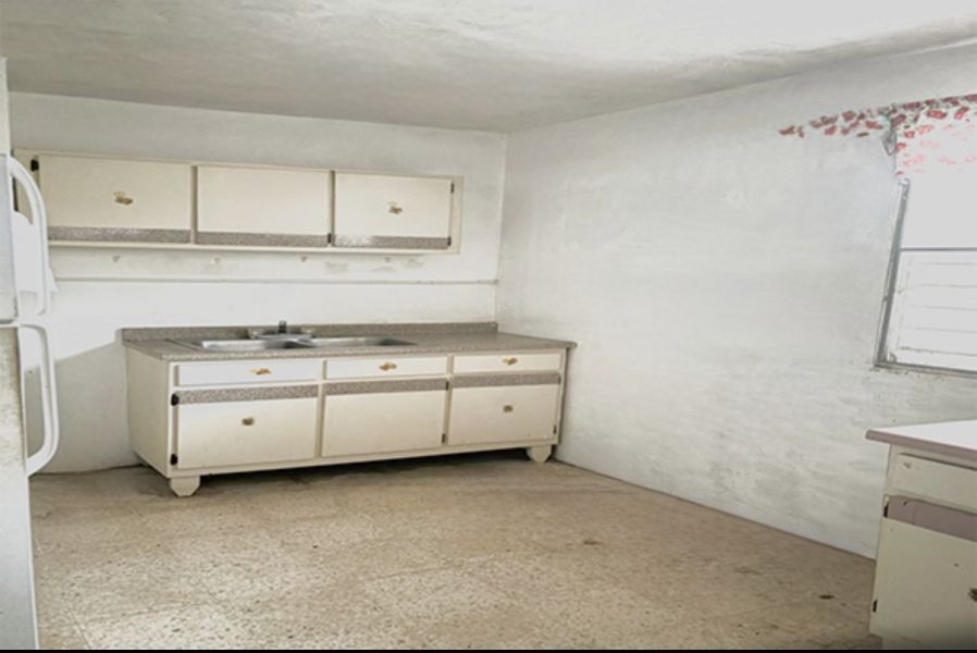 69 Comunidad Piedra Aguza Barrio Amuelas Calle 5 Juana Diaz 00795 PR