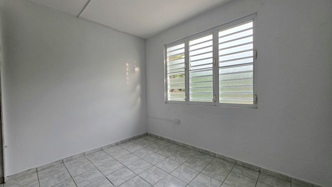 Reparto Las Brisas 3014 Calle Adoracion Isabela 00662 PR