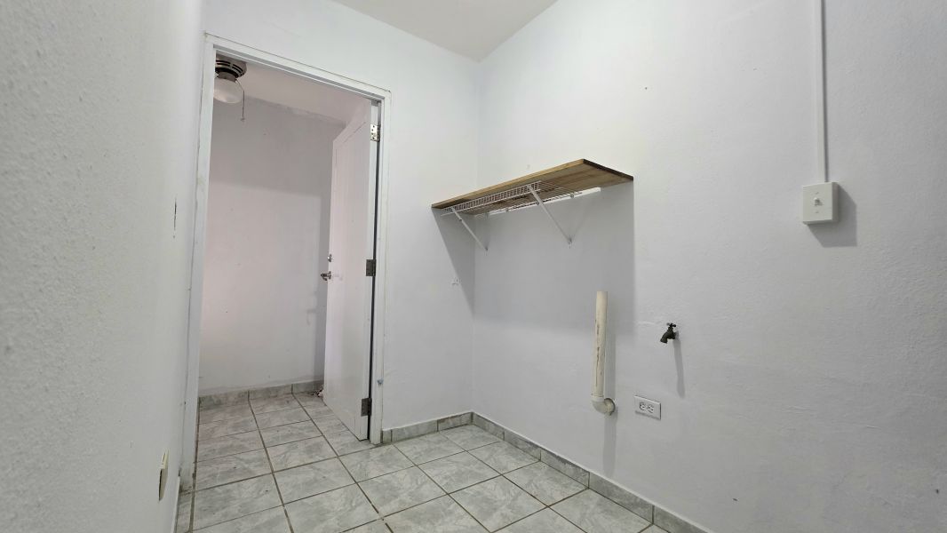 Reparto Las Brisas 3014 Calle Adoracion Isabela 00662 PR