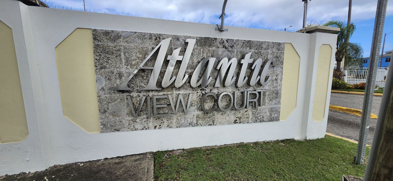 2900 Carr 686 #708 Cond Atlantic View Court Vega Baja 00693 PR
