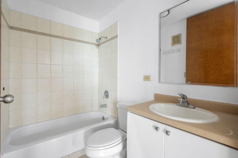Cond Veredas Del Mar Carr 686 Apt 302, Vega Baja - 17
