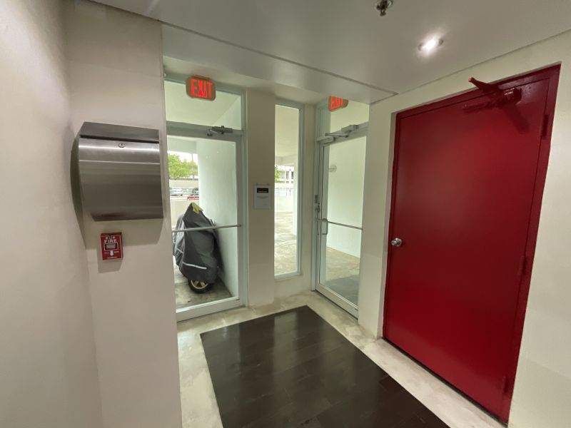 Cond Art At San Patricio Calle Parkside #5 Guaynabo 00968 PR