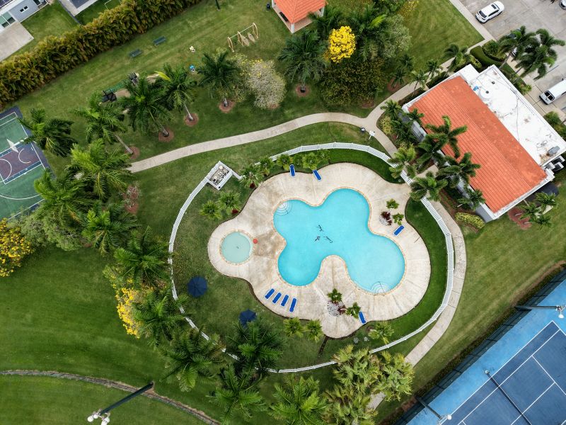 Mansiones De Ciudad Jardin 323 Avila Calle Lanzaro, Caguas - 30