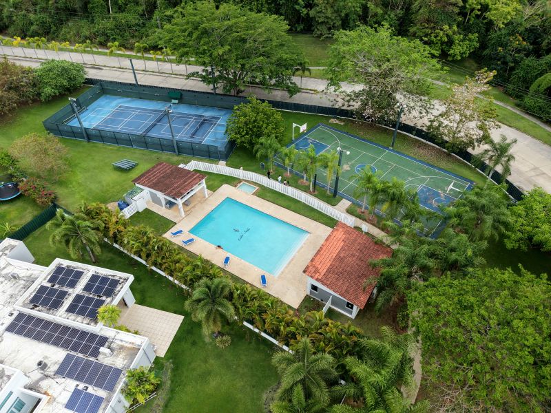 Mansiones De Ciudad Jardin 323 Avila Calle Lanzaro, Caguas - 32