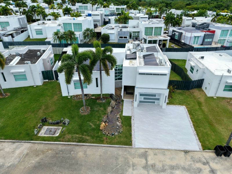 Mansiones De Ciudad Jardin 323 Avila Calle Lanzaro, Caguas - 3