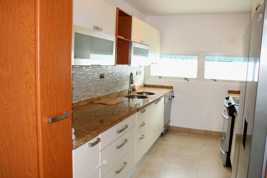 Mansiones De Ciudad Jardin 323 Avila Calle Lanzaro, Caguas - 14